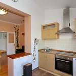 Apartment Ljubica *