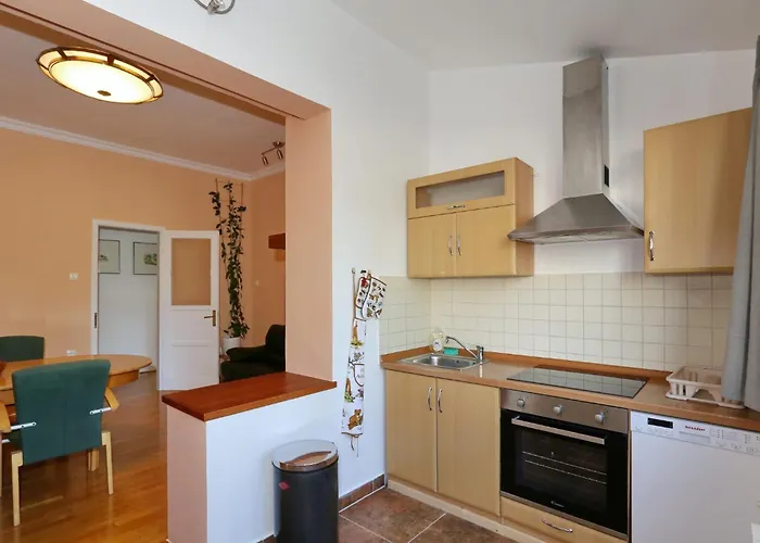 Апартаменти Ljubica *