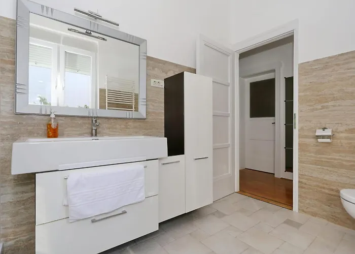 Ljubica * Задар